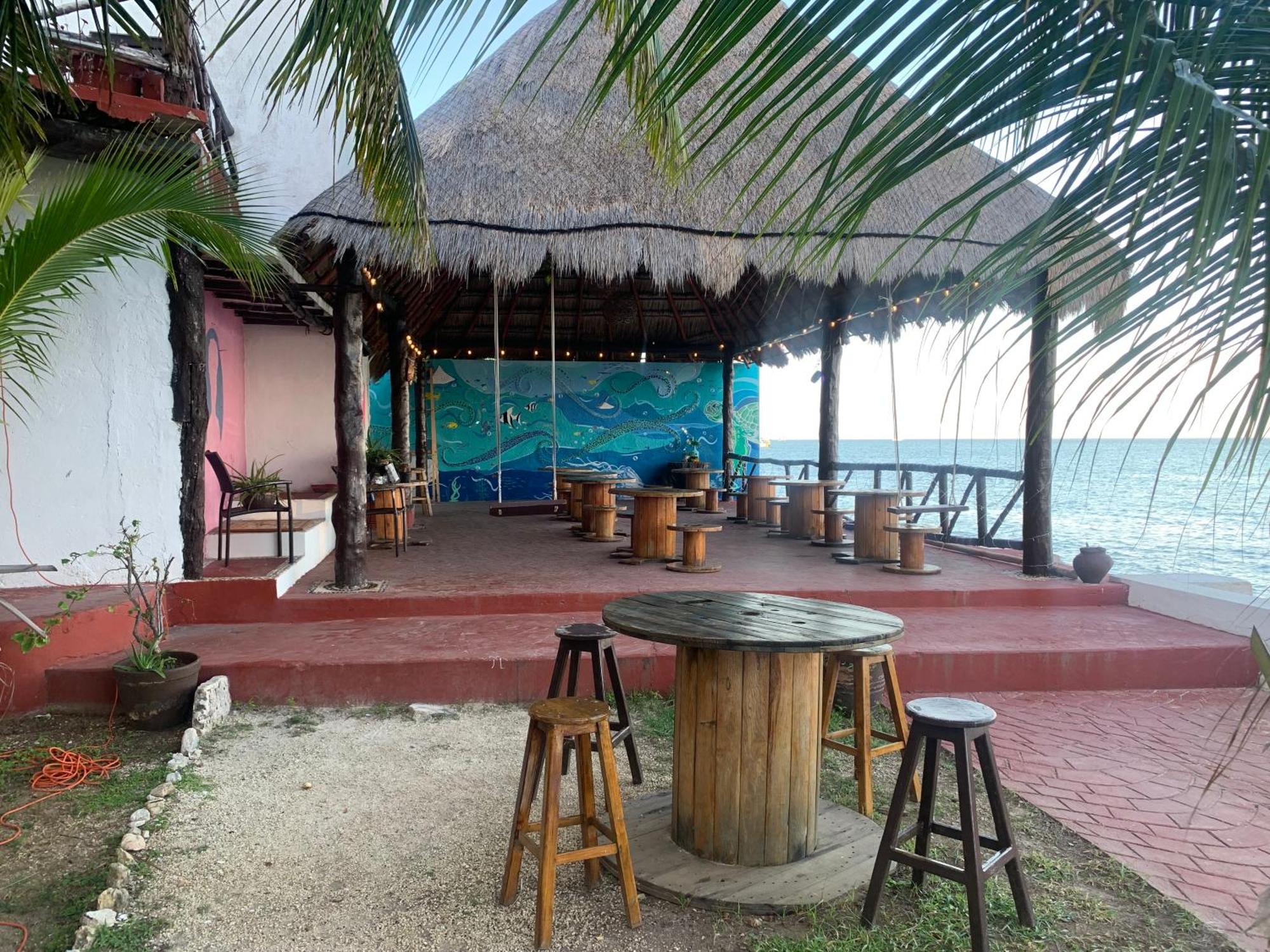 Casa Caribe Cancún Buitenkant foto Beach bar in Akumal